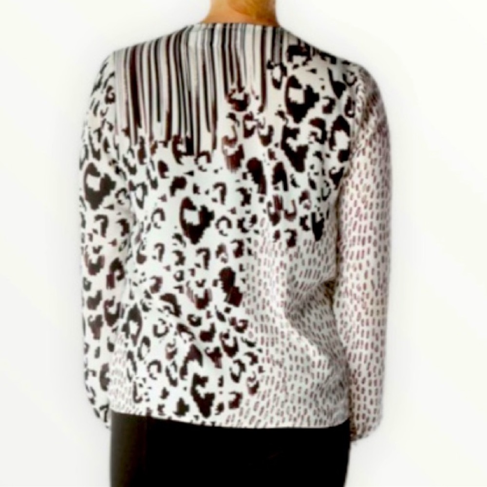 CAbi Animal Print Leopard & Stripes Wrap Blouse Top Silky Lightweight Size L - Picture 4 of 16